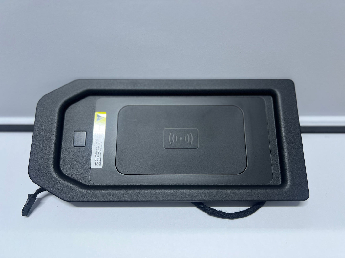 Wireless Charger Yukon -Tahoe- Silverado 2020-2022